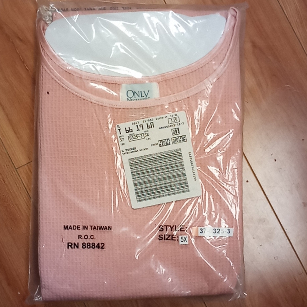 Women's Shirt (Peach)